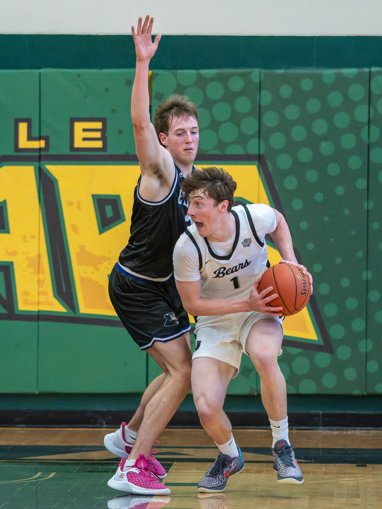 Tanner Berggren defends DMACC. Photo courtesy of NJCAA. 